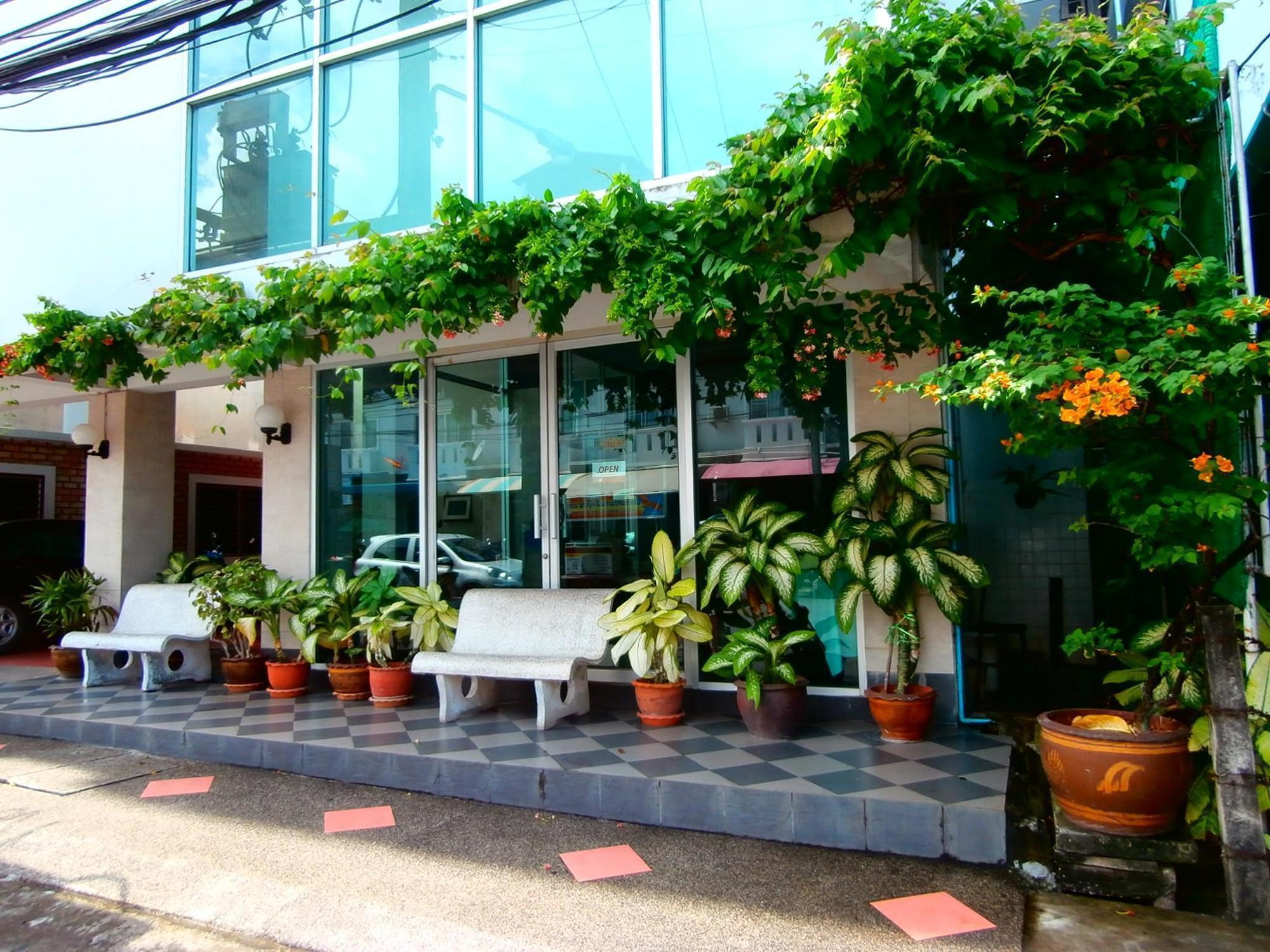 Seabreeze Mansion Hotel Phuket Exterior photo